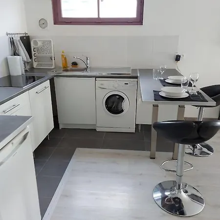 Apartment Loue Entier Proche De Paris Ecquevilly