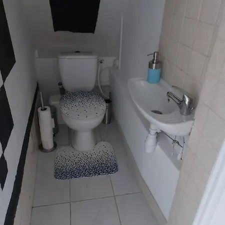 Loue Entier Proche De Paris Apartment *