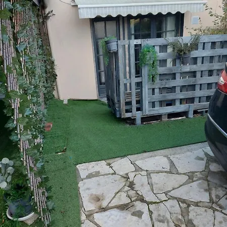 Loue Entier Proche De Paris * Ecquevilly