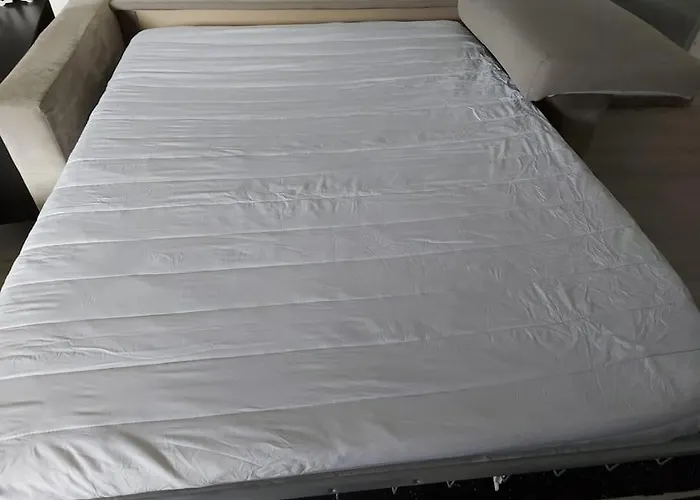 Loue Entier Proche De Paris *